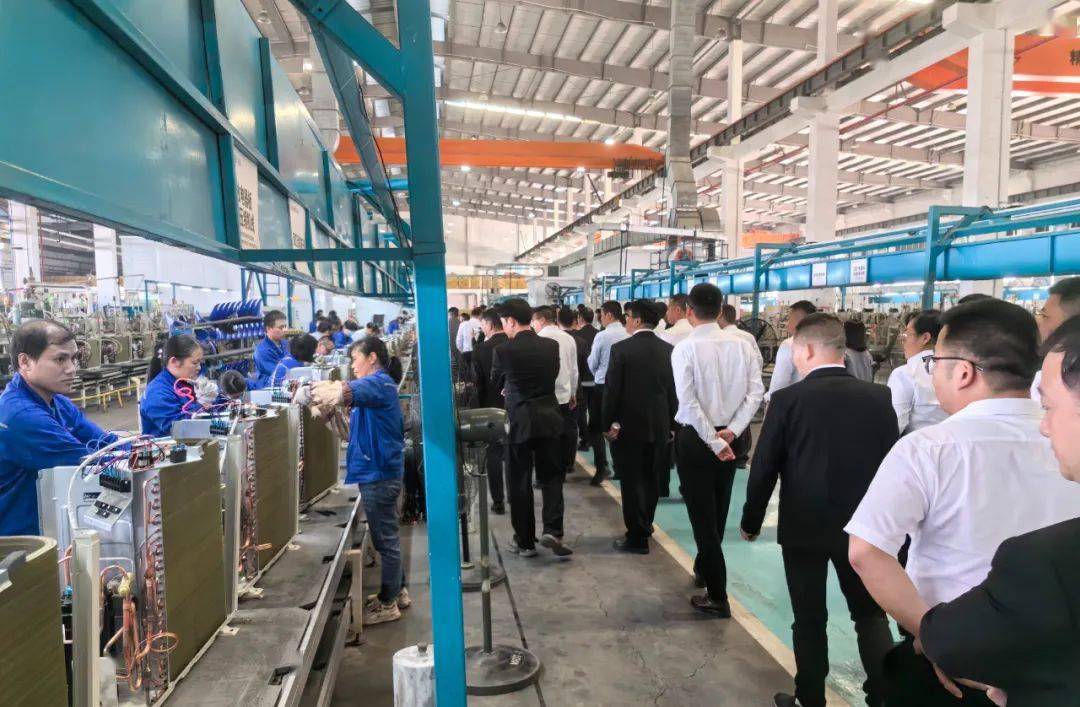 九游app：乘风破浪筑梦远航｜2024国内营销年会圆满召开(图6)