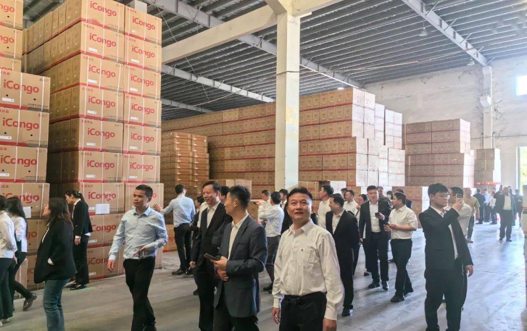 九游app：乘风破浪筑梦远航｜2024国内营销年会圆满召开(图7)