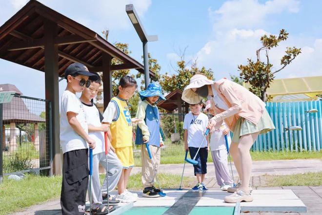 远望谷迷高国际球场成“看百戏游江苏”宣传片取景地(图2)