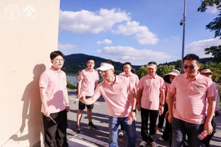 MBA新闻东南大学2024级MBA新生素质拓展训练圆满收官(图2)