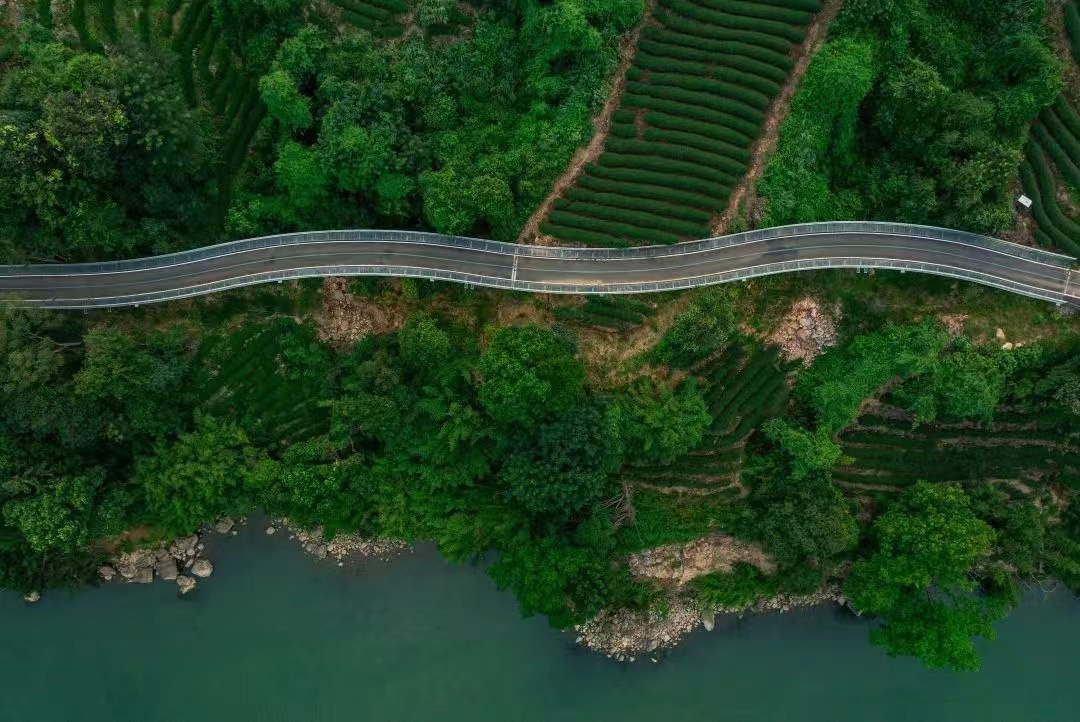 九游app：福建省南平市崇阳溪漫游道开通营造活水绕城的生态画卷