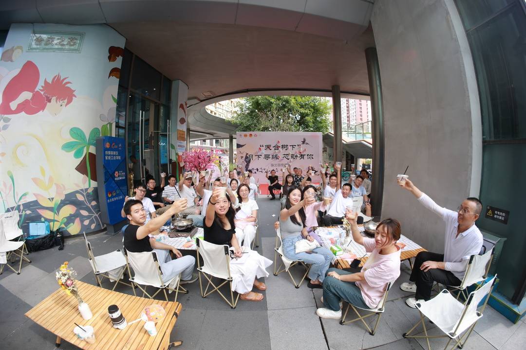 九游app：AI培训赋能青年技能升级成都高新区团建联盟打造产才融合创新生态(图4)